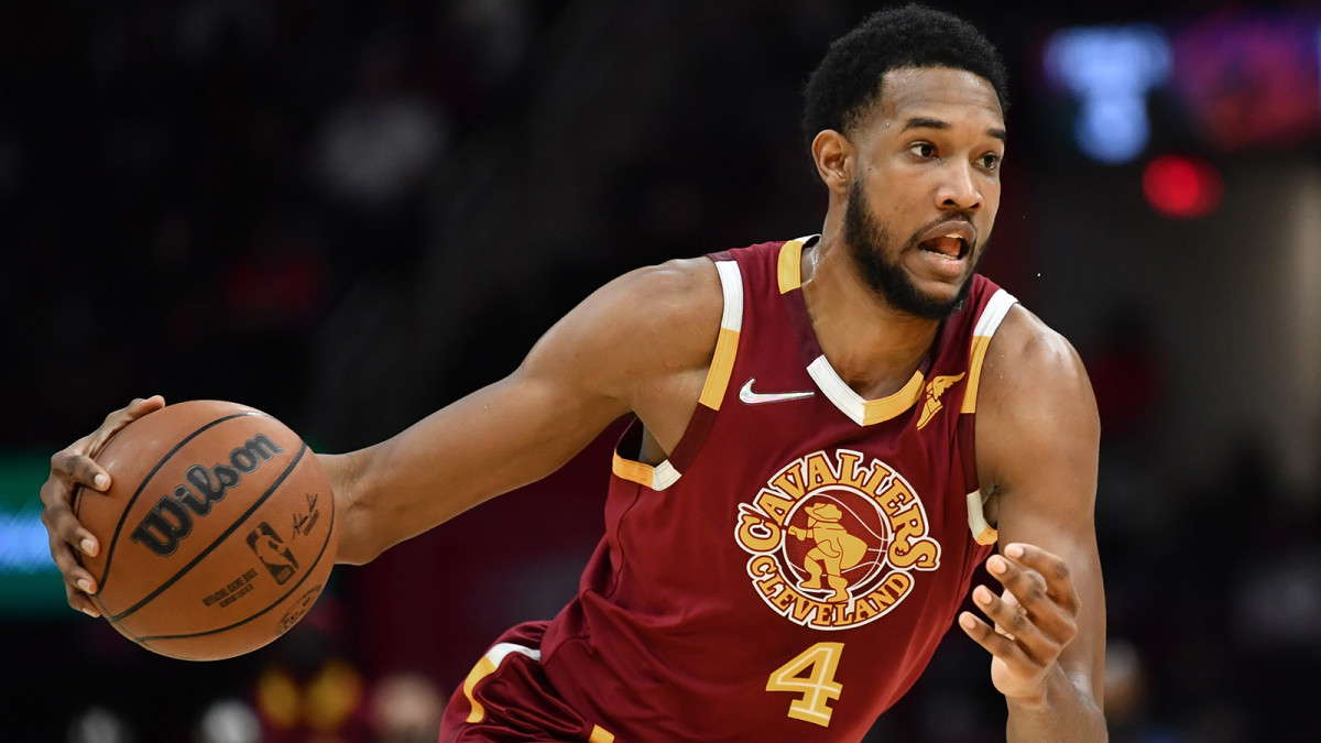 Cleveland Cavaliers forward Evan Mobley (4) dribbles the ball during the second half against the Indiana Pacers